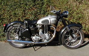MY 500cc NORTON ES2. FIXED A SIDECAR ON IT