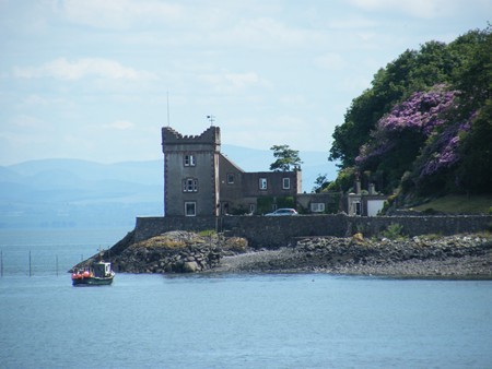 ON THE BANKS OF LOCH RYAN