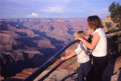 Shelby and Sarah at the Grand Canyon